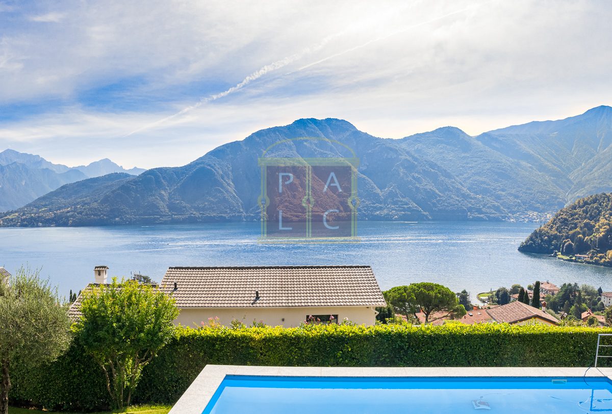 villa sul lago di como con piscina panoramica