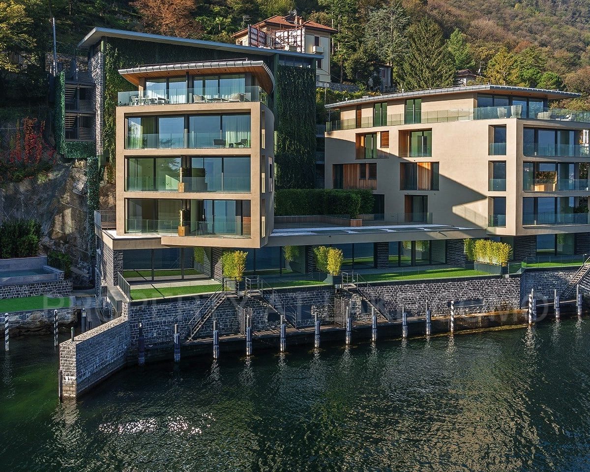 Waterfront apartment Lake Como for rent
