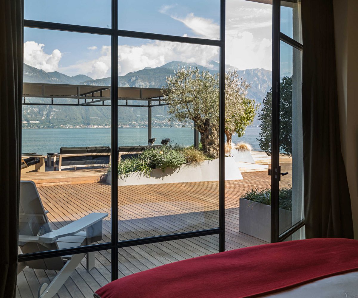 Villa Breakwater suites Luxury Rental